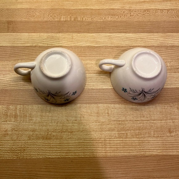 Set of 2 Teal Cornflower Tea Cups Gold Rims - Picture 5 of 6